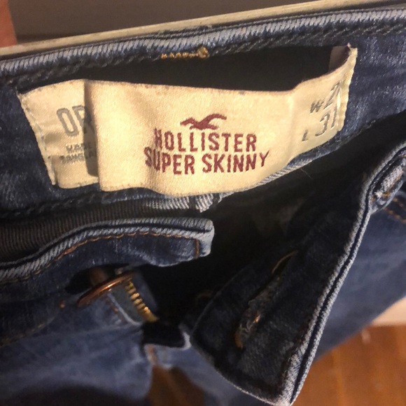 Too small. - Picture 3 of 3